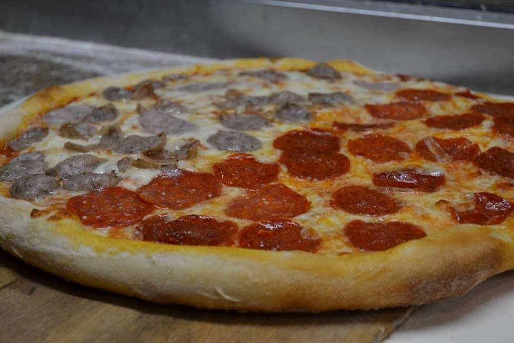 Marietta Pizza and Grill | 132 W Market St, Marietta, PA 17547, USA | Phone: (717) 604-1134