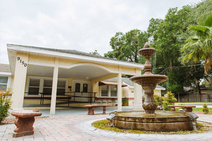 Fort Caroline Gardens Assisted Living | 9150 Fort Caroline Rd, Jacksonville, FL 32225, USA | Phone: (904) 743-3315