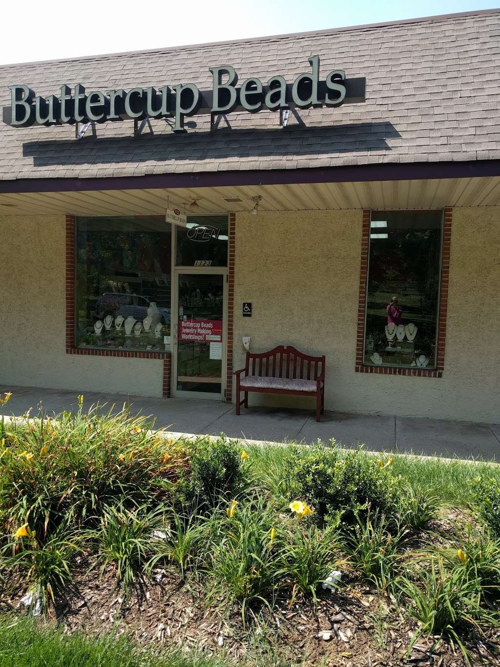 Audubon Village Shopping Center | 2850 Audubon Village Dr, Eagleville, PA 19403, USA | Phone: (484) 366-5752