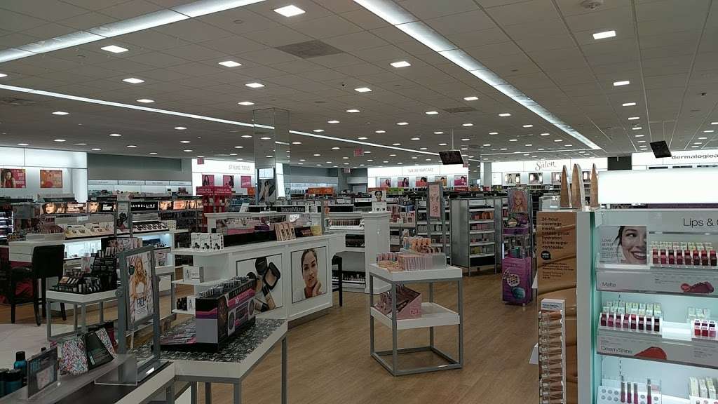 Ulta Beauty | 245 Bricktown Way, Staten Island, NY 10309, USA | Phone: (718) 554-4634