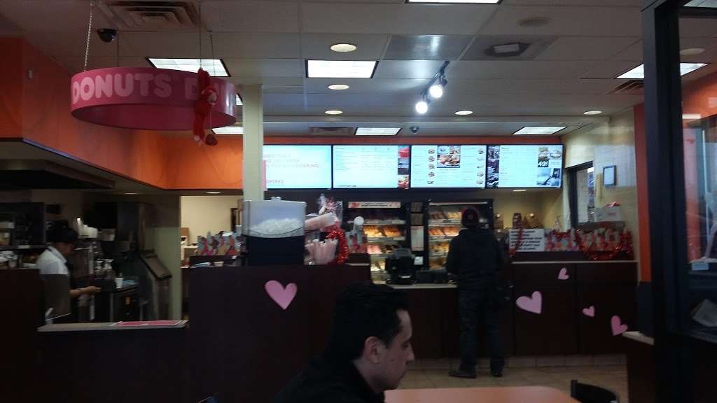 Dunkin | 4649 S Cicero Ave, Chicago, IL 60632, USA | Phone: (773) 767-8662