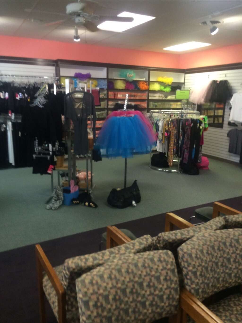 Sandys Dancewear | 2211 Gus Thomasson Rd, Dallas, TX 75228 | Phone: (214) 321-1764