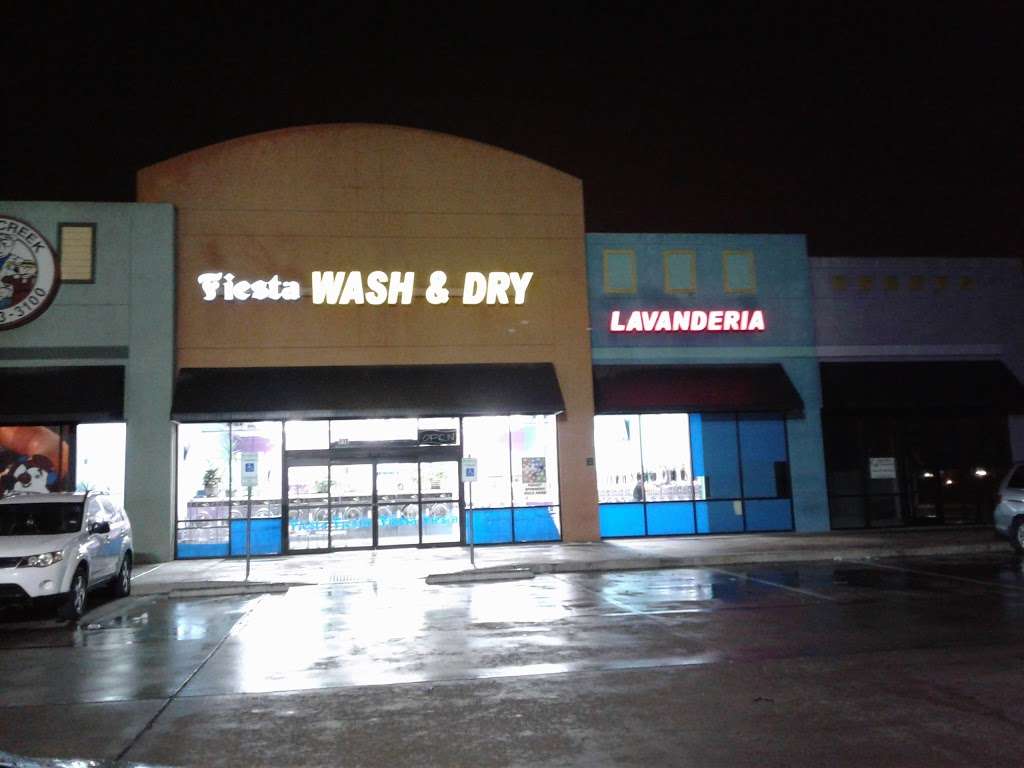 Fiesta Wash N Dry | 4470 W Jefferson Blvd, Dallas, TX 75211, USA | Phone: (214) 334-6434