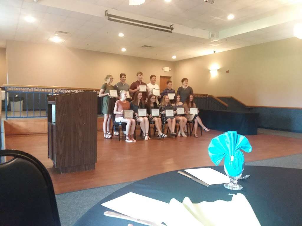 River City Lanes | 730 Cornerstone Crossing, Waterford, WI 53185, USA | Phone: (262) 534-7467