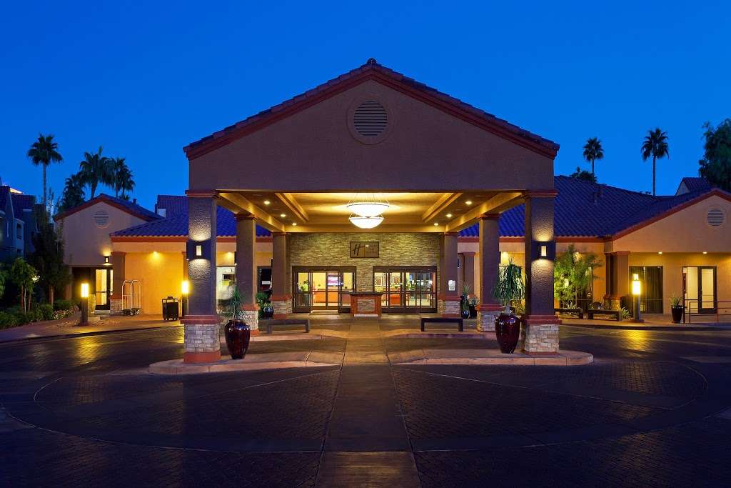 Holiday Inn Club Vacations at Desert Club Resort | 3950 Koval Ln, Las Vegas, NV 89109, USA | Phone: (877) 783-5882