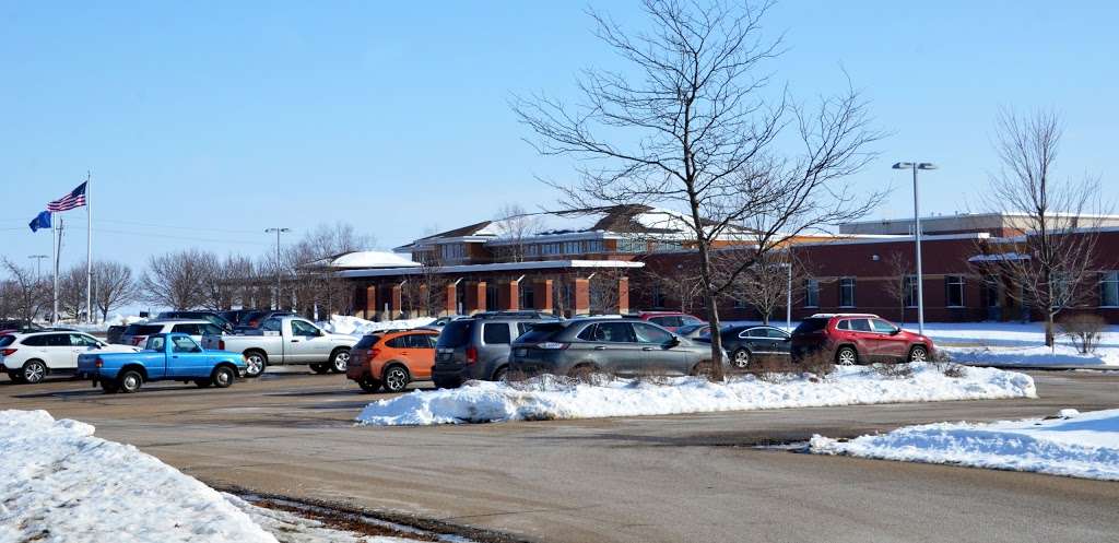 lakeland-school-w3905-county-road-nn-elkhorn-wi-53121-usa