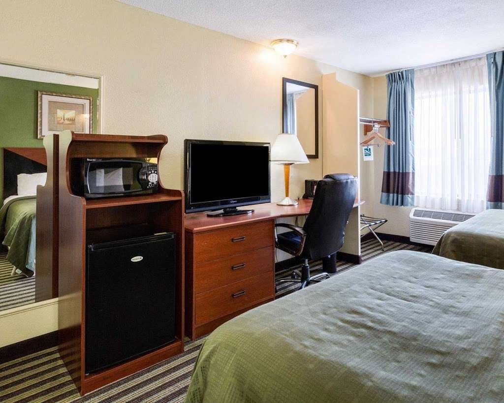 Quality Inn | 5222 Interstate 10 E, Baytown, TX 77521, USA | Phone: (281) 421-7200