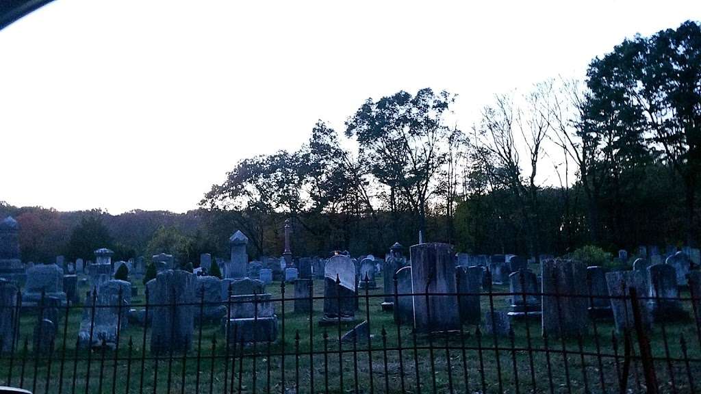 Union Cemetery | Routes 59 and, CT-136, Easton, CT 06612, USA | Phone: (203) 375-4932