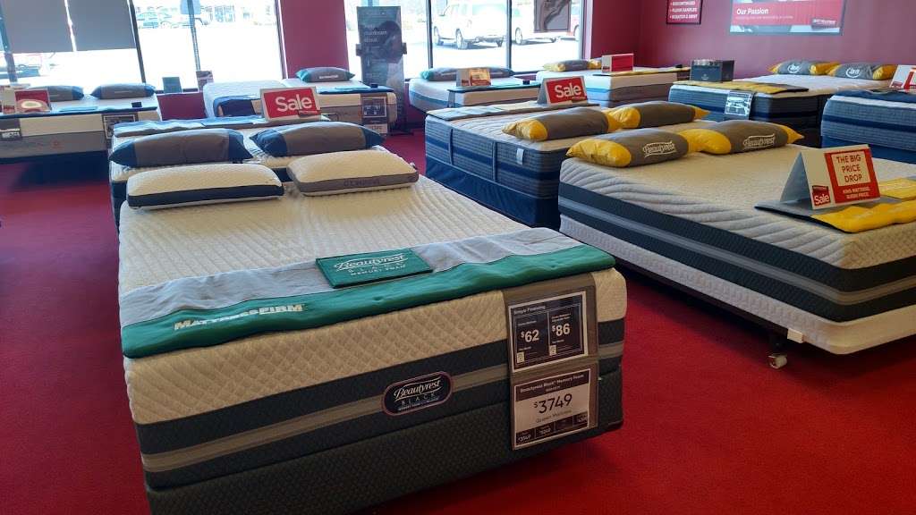 Mattress Firm Raynham | 325 New State Hwy Ste 2, Raynham, MA 02767, USA | Phone: (508) 738-5058