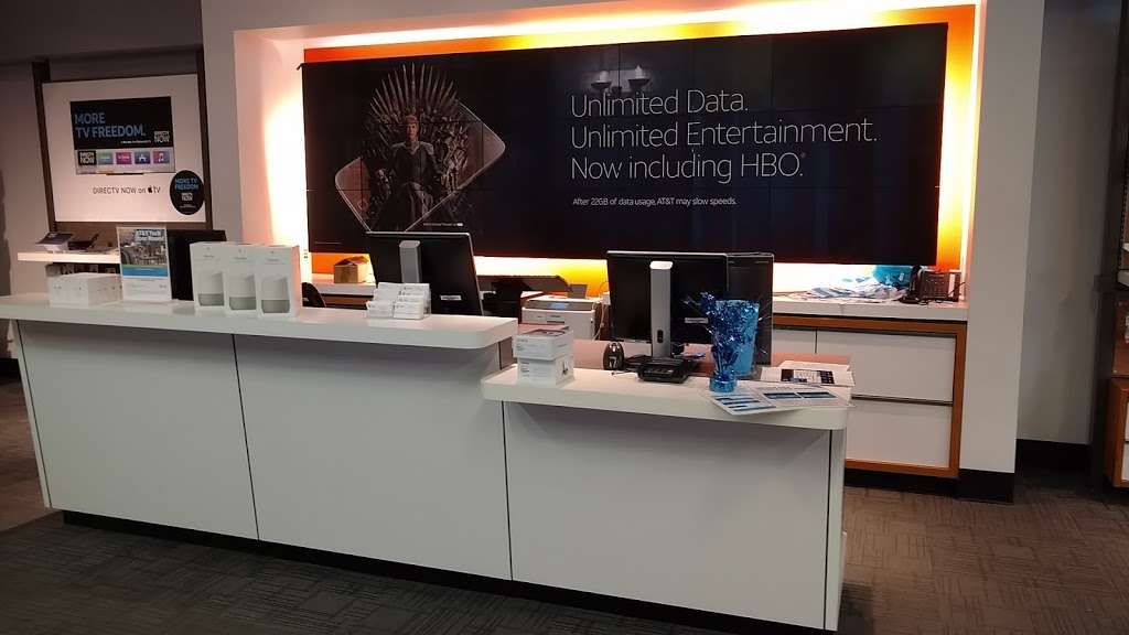 AT&T Store | 1108 Town Square Rd, Suite 5, Pottstown, PA 19465, USA | Phone: (610) 326-9450