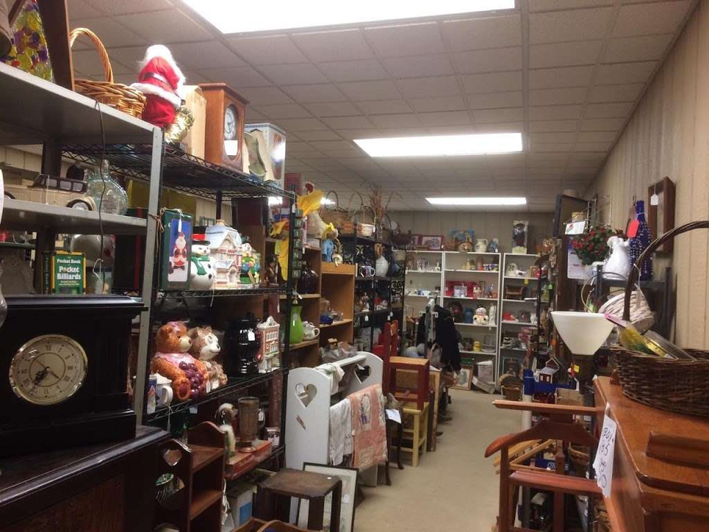 Black Shutter Antiques | 4335 York Rd, New Oxford, PA 17350, USA | Phone: (717) 624-7663