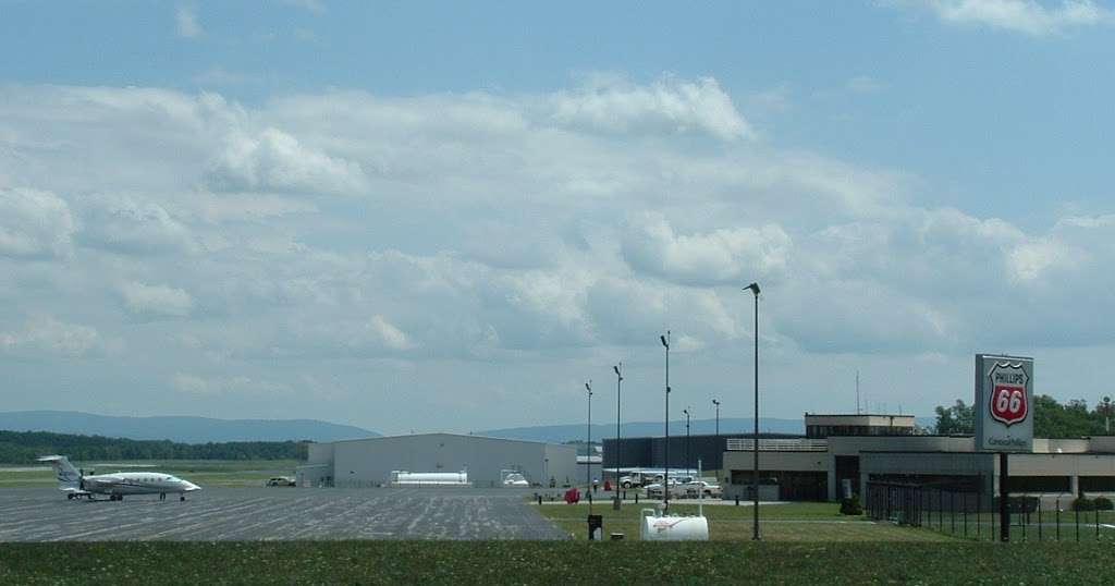 Winchester Regional Airport (OKV) | 491 Airport Rd, Winchester, VA 22602, USA | Phone: (540) 662-5786