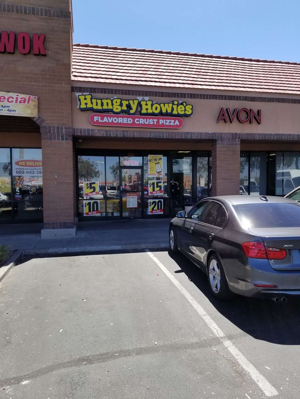 Hungry Howies Pizza | 5026 W Cactus Rd #8, Glendale, AZ 85304, USA | Phone: (602) 548-7770