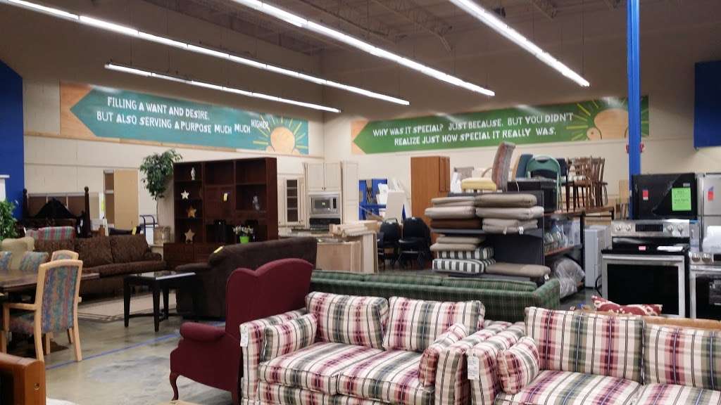 Habitat for Humanity Charlotte Restore | 8104 University City Blvd, Charlotte, NC 28213 | Phone: (704) 716-3150