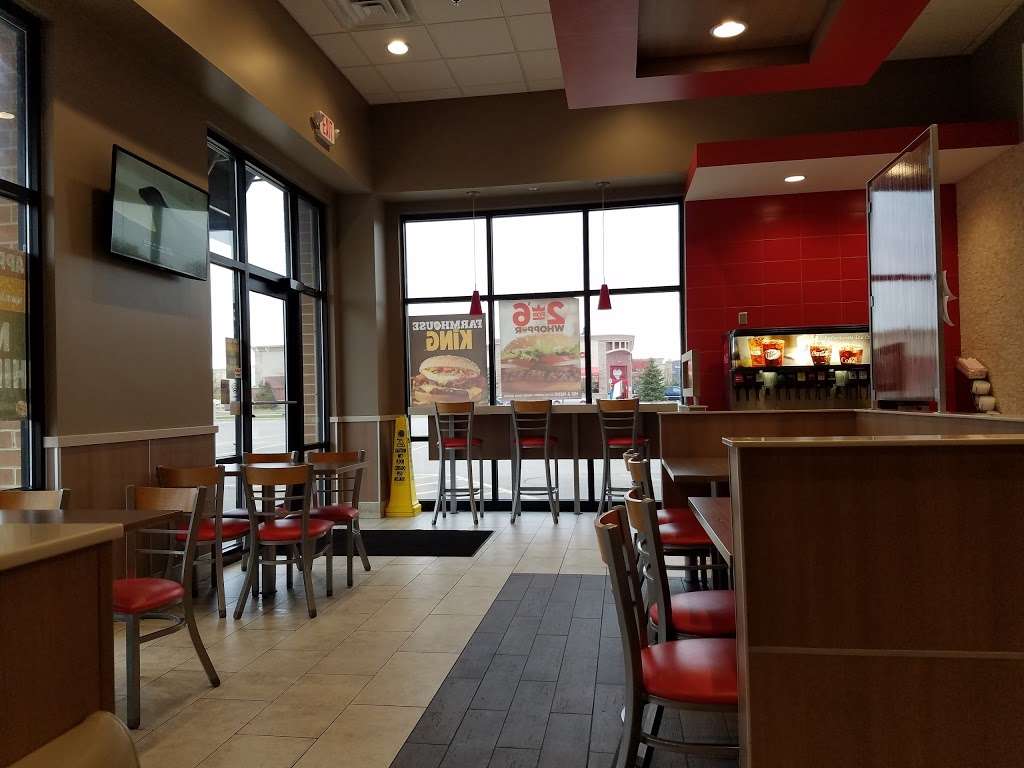 Burger King | 1180 W Sunset Dr, Waukesha, WI 53189 | Phone: (262) 278-4293