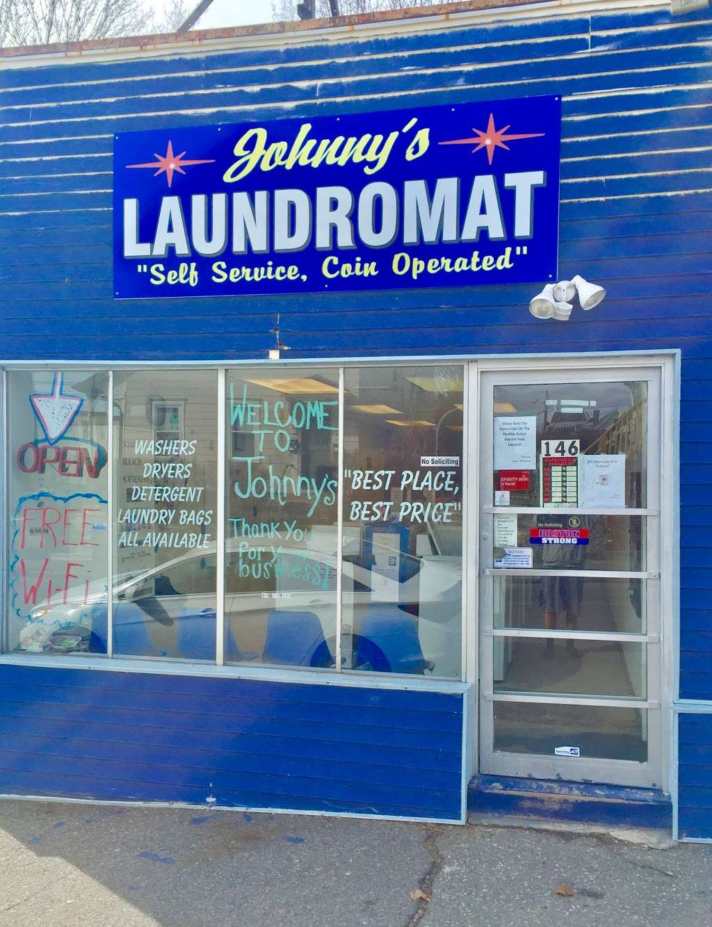 Johnnys Laundromat | 146 University Ave, Lowell, MA 01854, USA | Phone: (978) 317-1218