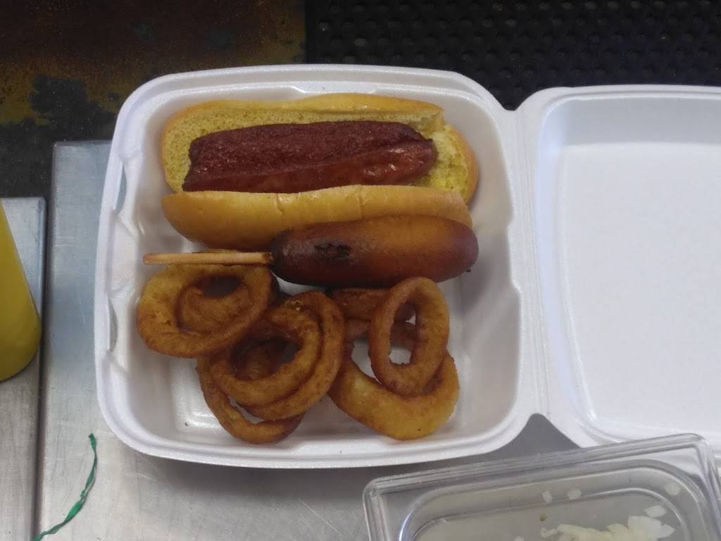 Poppys Top Dog | 4027 Bainbridge Blvd #501, Chesapeake, VA 23324, USA | Phone: (757) 545-1995