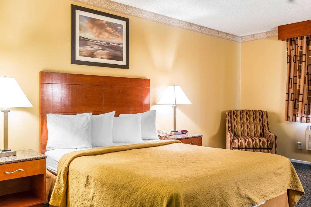 Quality Inn & Suites | 984 W Ventura Blvd, Camarillo, CA 93010, USA | Phone: (805) 987-4188