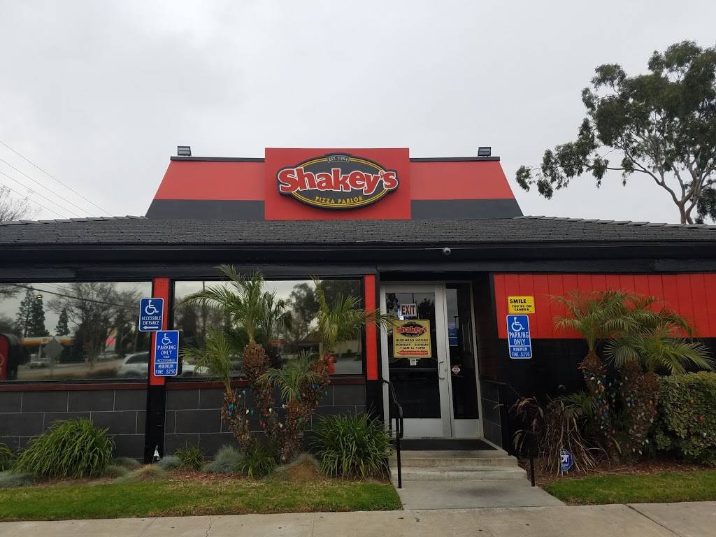 Shakeys Pizza Parlor | 12540 Valley View St, Garden Grove, CA 92845, USA | Phone: (714) 903-2200