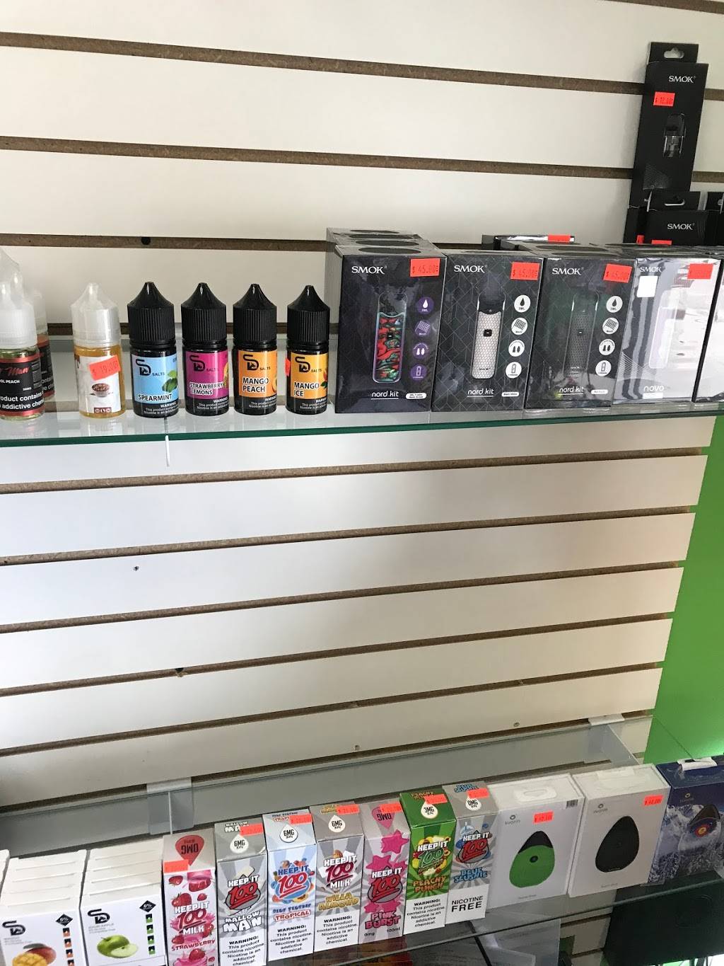 Dollar Plus Head Shop | 6460 E Yale Ave e70, Denver, CO 80222, USA | Phone: (720) 757-2271