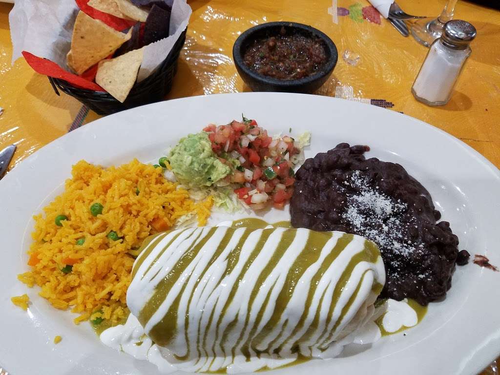 Chicos Mexican Grill | 559 E Main St, Denville, NJ 07834, USA | Phone: (973) 957-0850