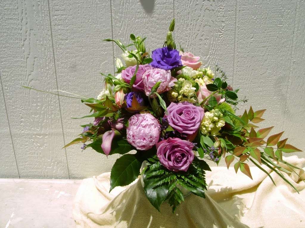 Stanford Floral Design | 141 Holland St, Palo Alto, CA 94303 | Phone: (650) 462-8230