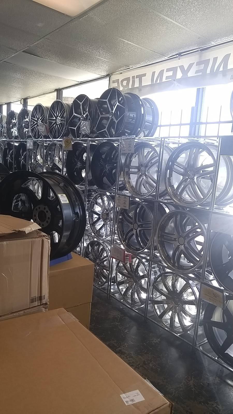 Rent-A-Tire Custom Wheels & Tires in Houston, TX | 16 Farm to Market 1960 Rd W, Houston, TX 77090, USA | Phone: (281) 580-2134