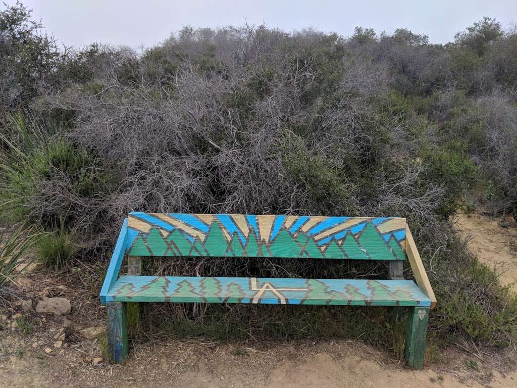 El Medio Trail Bench | El Medio Trail, Pacific Palisades, CA 90272, USA