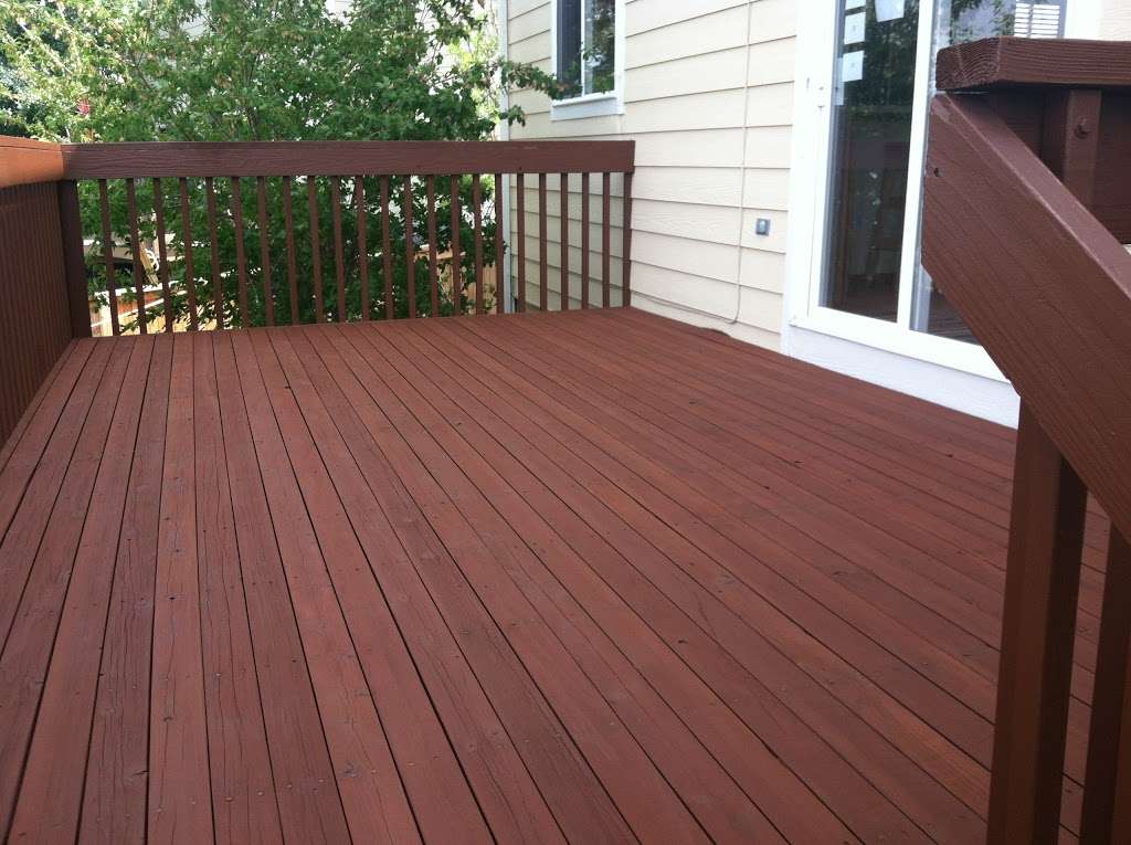 Fort Mill Deck and Fence Staining | 518 Blandwood Ct, Fort Mill, SC 29715, USA | Phone: (704) 998-8794