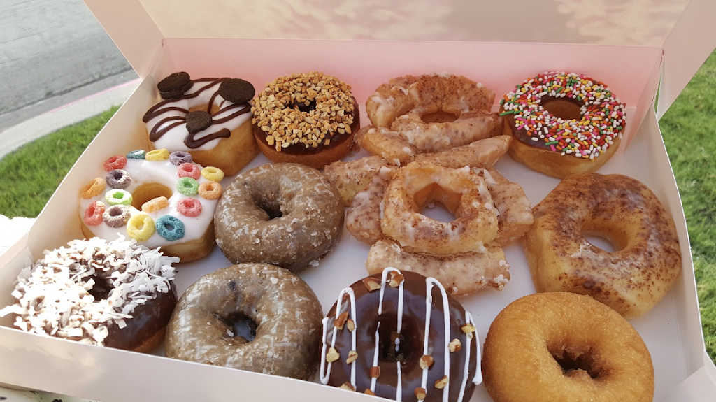 Donut House | 6421 Riverside Dr, Irving, TX 75039, USA | Phone: (972) 925-0246