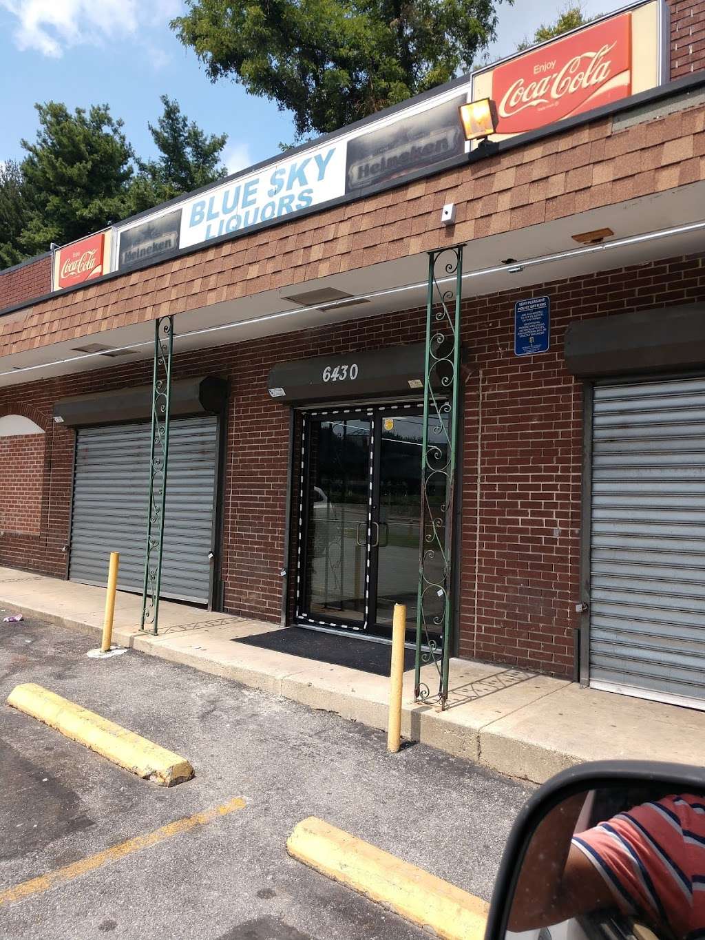 Tags And Title UPS STORE | 6436 Central Ave, Seat Pleasant, MD 20743, USA