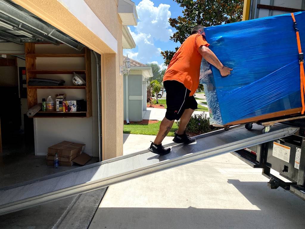 WAT MOVERS LLC | 1408 Atlantic Dr, Ruskin, FL 33570 | Phone: (941) 548-6683