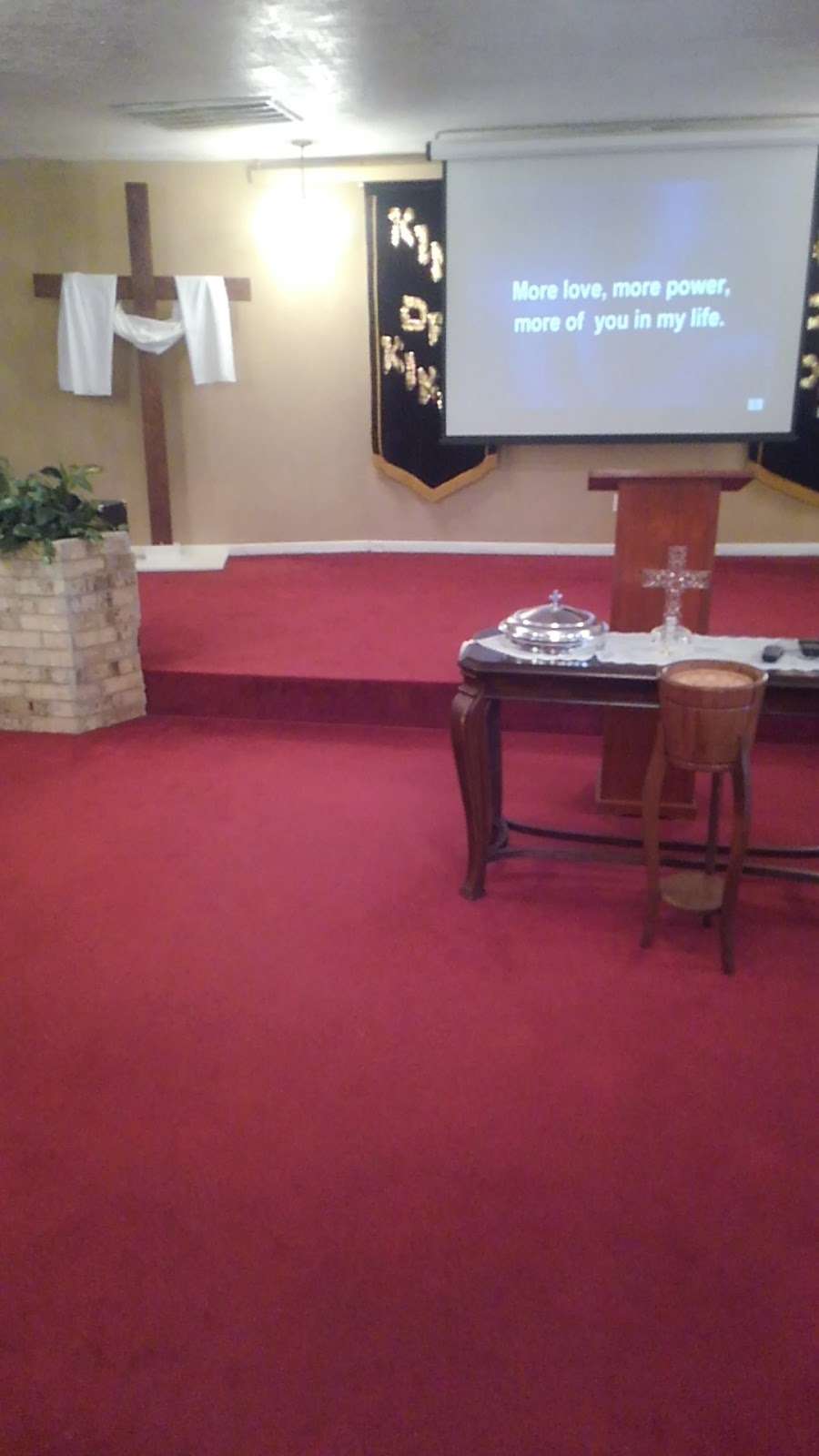 River of Life Church | 301 Wallace St, East Bernard, TX 77435, USA | Phone: (979) 335-7706