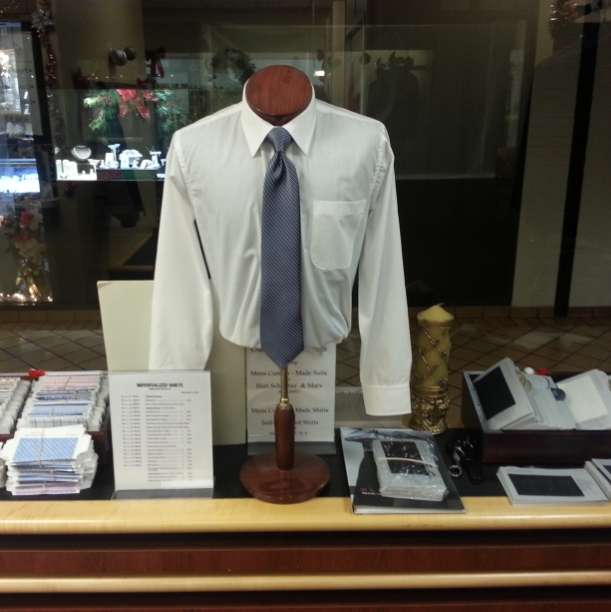 Perl Oakbrook Tailors | 100 Oakbrook Center Suite 5, Oak Brook, IL 60523, USA | Phone: (630) 573-8550