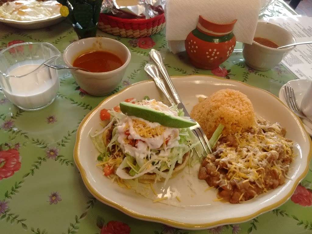 Taqueria Pantoja | 721 E Main St, Streator, IL 61364, USA | Phone: (815) 672-7758