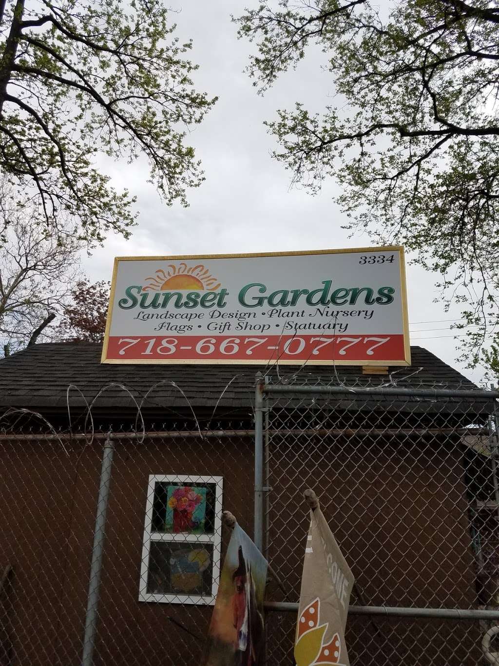 Sunset Gardens | 3334 Amboy Rd, Staten Island, NY 10306, USA | Phone: (718) 667-0777