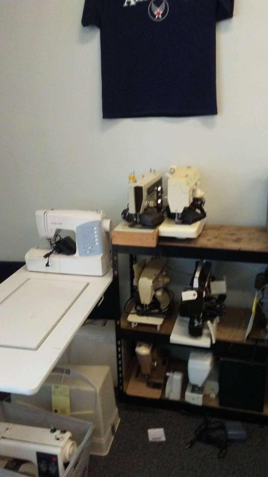 Blenkinsop Sewing Machine Repair | 7137 W Greenfield Ave, Milwaukee, WI 53214, USA | Phone: (414) 322-1582