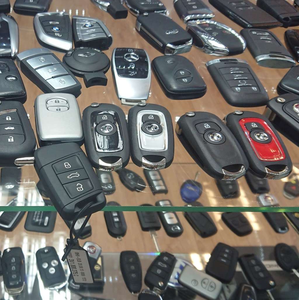 Auto Key Specialist LTD - Car Key Repair | Unit 6 Minerva Business Centre, 58-60 Minerva Rd, Park Royal, London NW10 6HJ, UK | Phone: 020 8965 3647