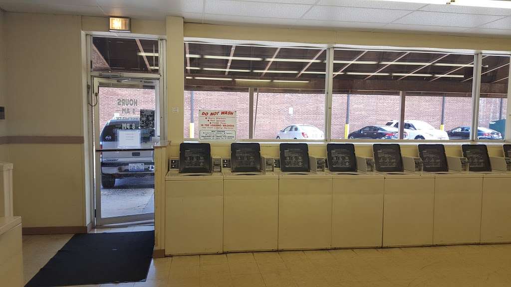 Laundromat | 231 E State Rd, Island Lake, IL 60042