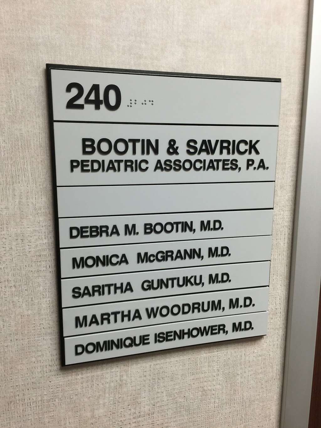 Bootin & Savrick Pediatric Associates P.A. | 10970 Shadow Creek Pkwy #240, Pearland, TX 77584, USA | Phone: (713) 795-9500