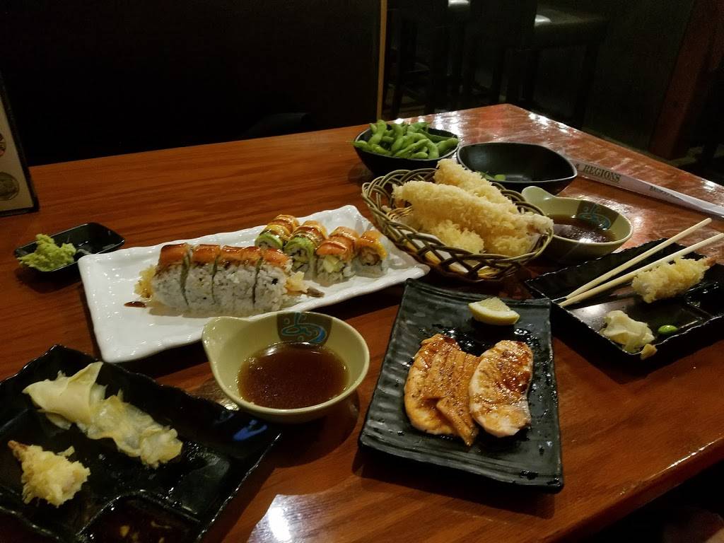 Akita sushi and hibachi | 779 Bielenberg Dr ste 106, Woodbury, MN 55125, USA | Phone: (651) 578-7888