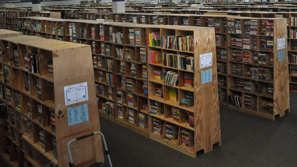 McKay Used Books | 8345 Sudley Rd, Manassas, VA 20109, USA | Phone: (703) 361-9042