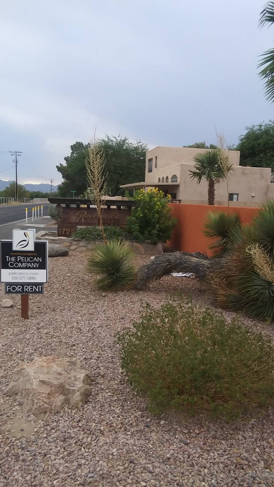 Riverside Suites | 1725 E Limberlost Dr, Tucson, AZ 85719, USA | Phone: (520) 202-2210