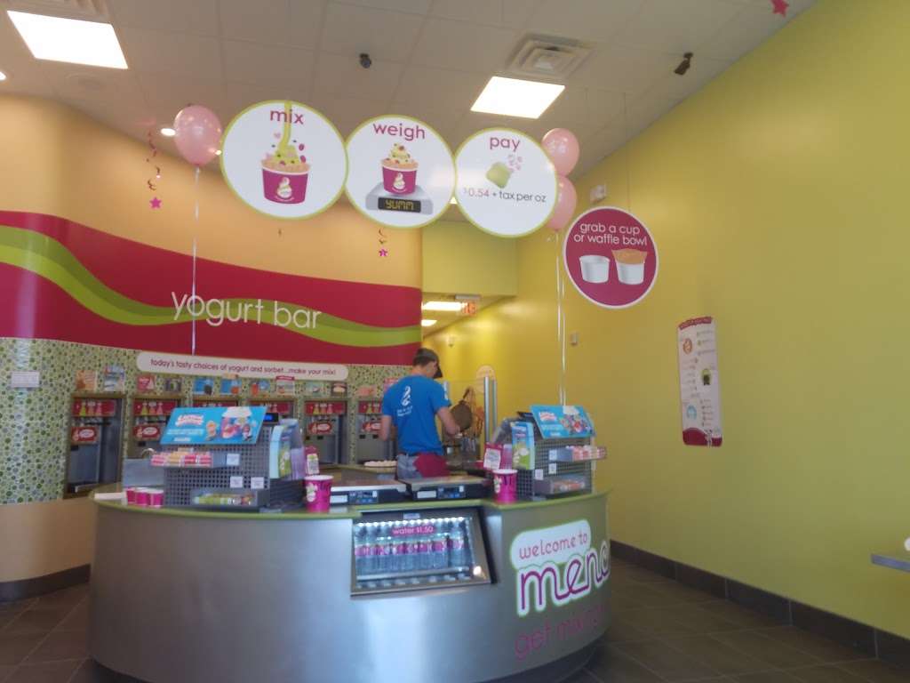 Menchies Frozen Yogurt | 2875 E League City Pkwy, League City, TX 77573, USA | Phone: (281) 334-0660