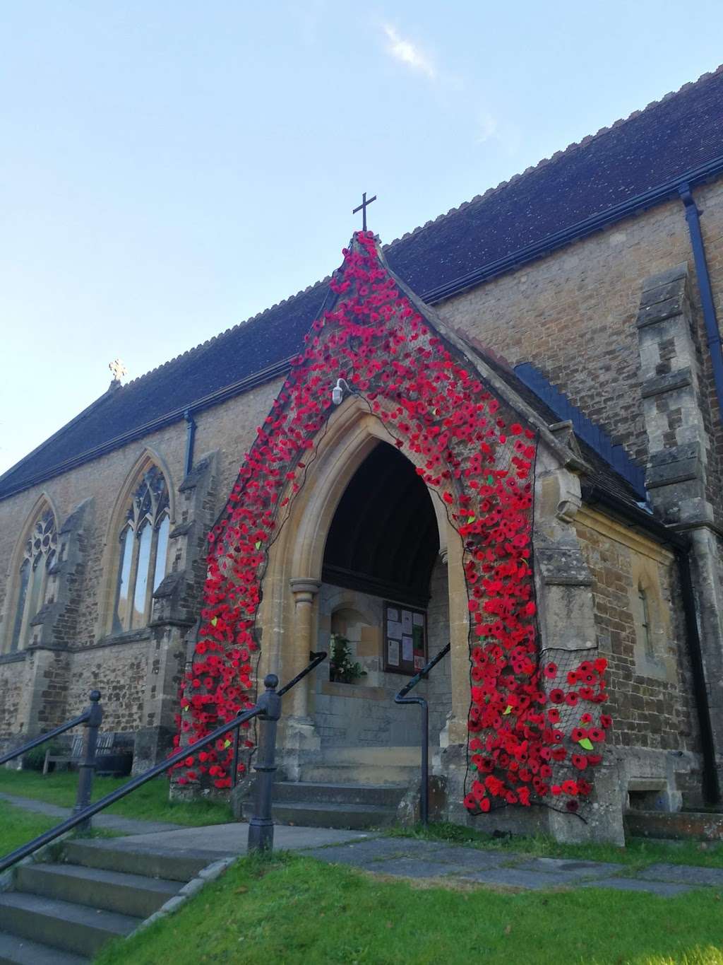 St John the Evangelist, Caterham Valley | 1 Clareville Rd, Caterham CR3 6LA, UK | Phone: 01883 344875