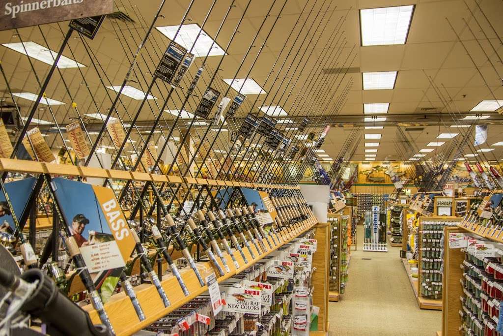 Cabelas | 100 Cabela Dr, Hamburg, PA 19526, USA | Phone: (610) 929-7000