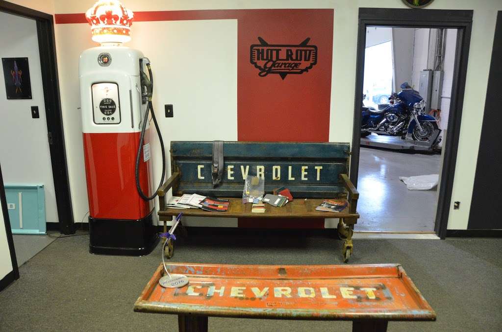 Unique Hot Rod & Upholstery | 10007 Bethel Rd, Mooresville, IN 46158, USA | Phone: (317) 749-8400