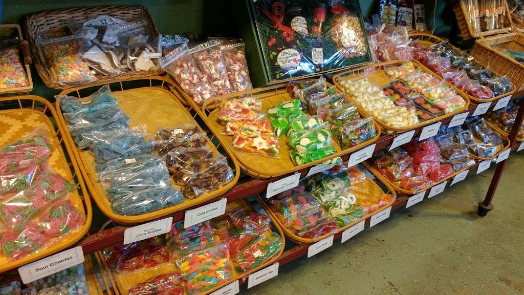 Ortega Oaks Candy Store and Goods | 34950 Ortega Hwy, Lake Elsinore, CA 92530 | Phone: (951) 678-5406
