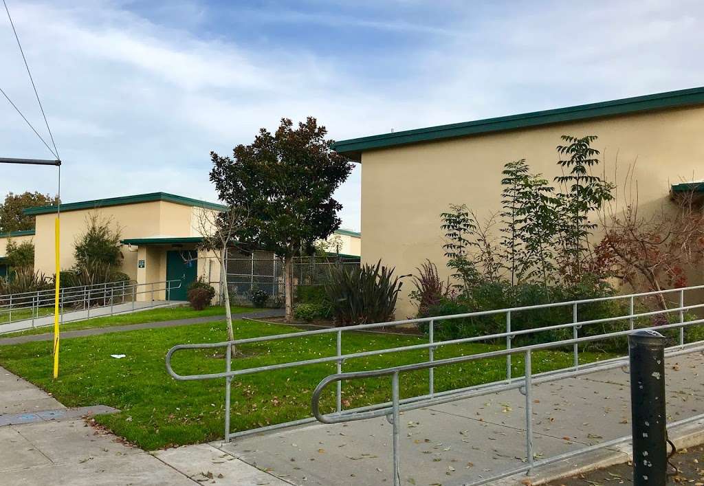 Otis Elementary School | 3010 Fillmore St, Alameda, CA 94501, USA | Phone: (510) 748-4013