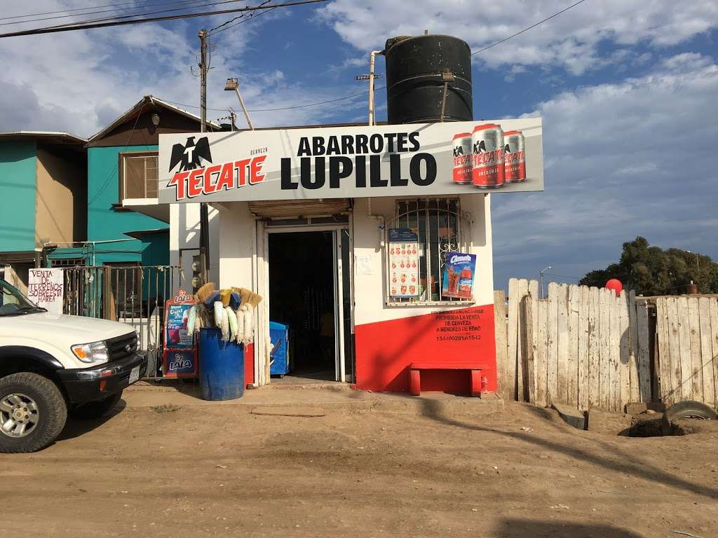 Hotdogs Lupillo | La Esperanza Granjas Familiares, Baja California, Mexico